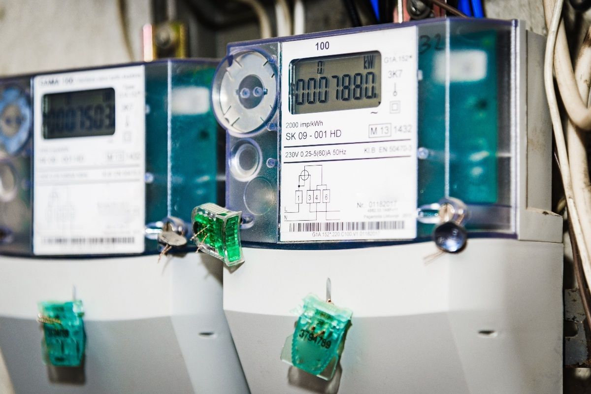 Can Signal Shielding Enhance Smart Meter Connectivity?